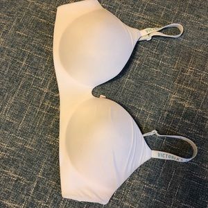 Wireless Victoria Secret bra.